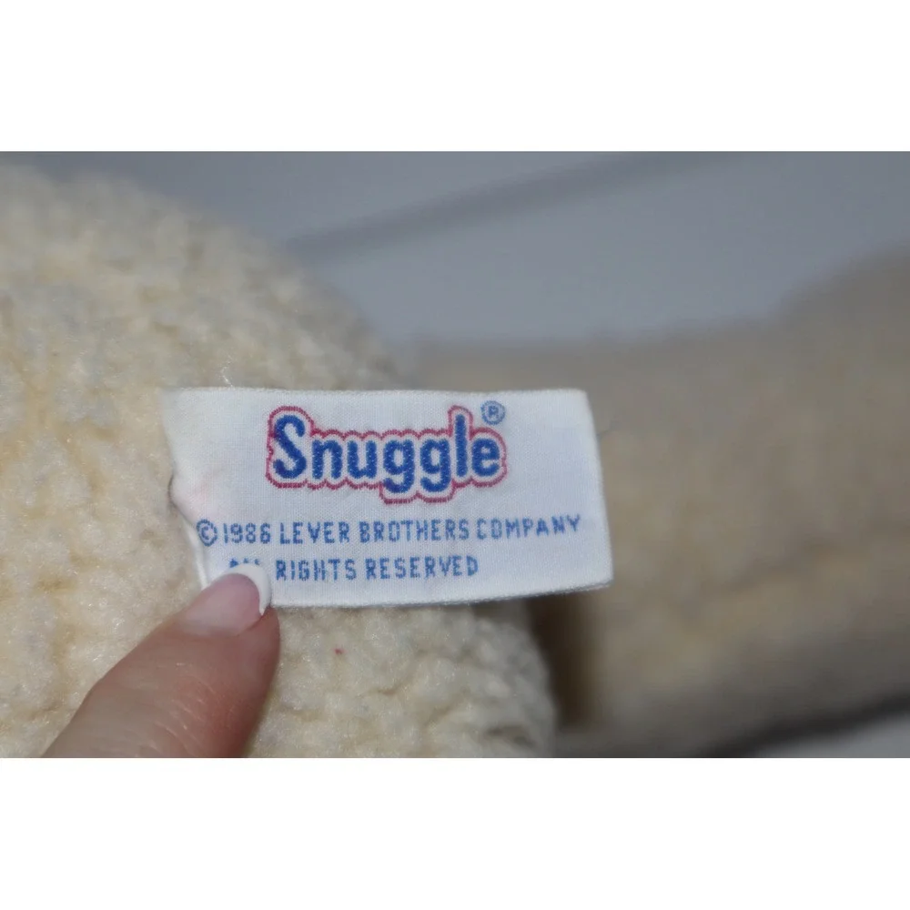 Vintage 1986 Russ Berrie Snuggle Large Plush Bear Mascot Item 3147 Korea Cream